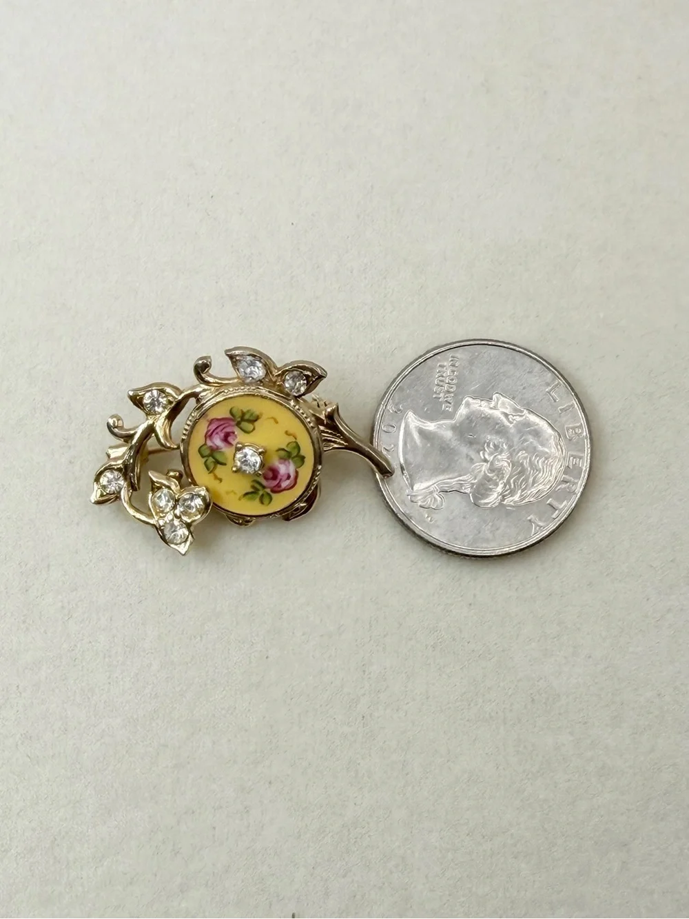 Vintage Yellow Floral Rose Cabochon Brooch Pin with Clear Rhinestones